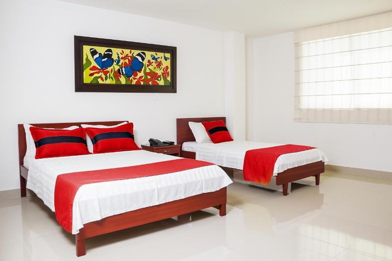 בוקארמנגה Hotel Andino מראה חיצוני תמונה