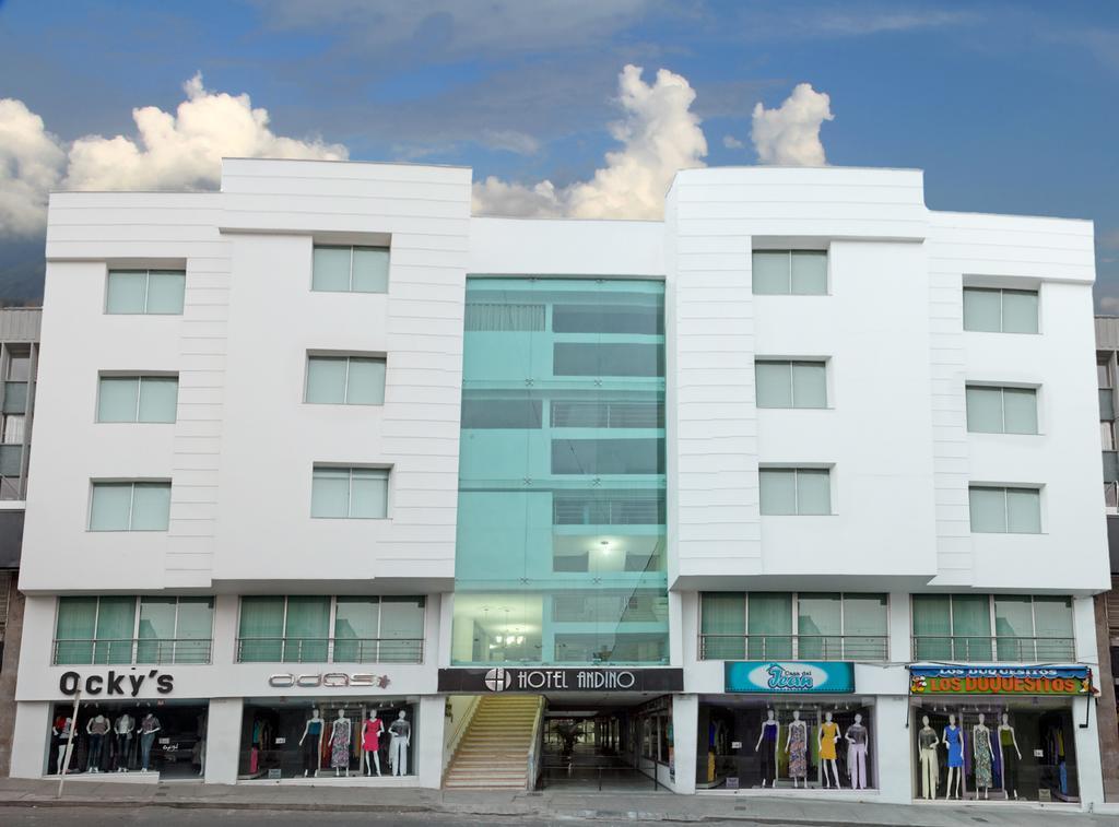בוקארמנגה Hotel Andino מראה חיצוני תמונה