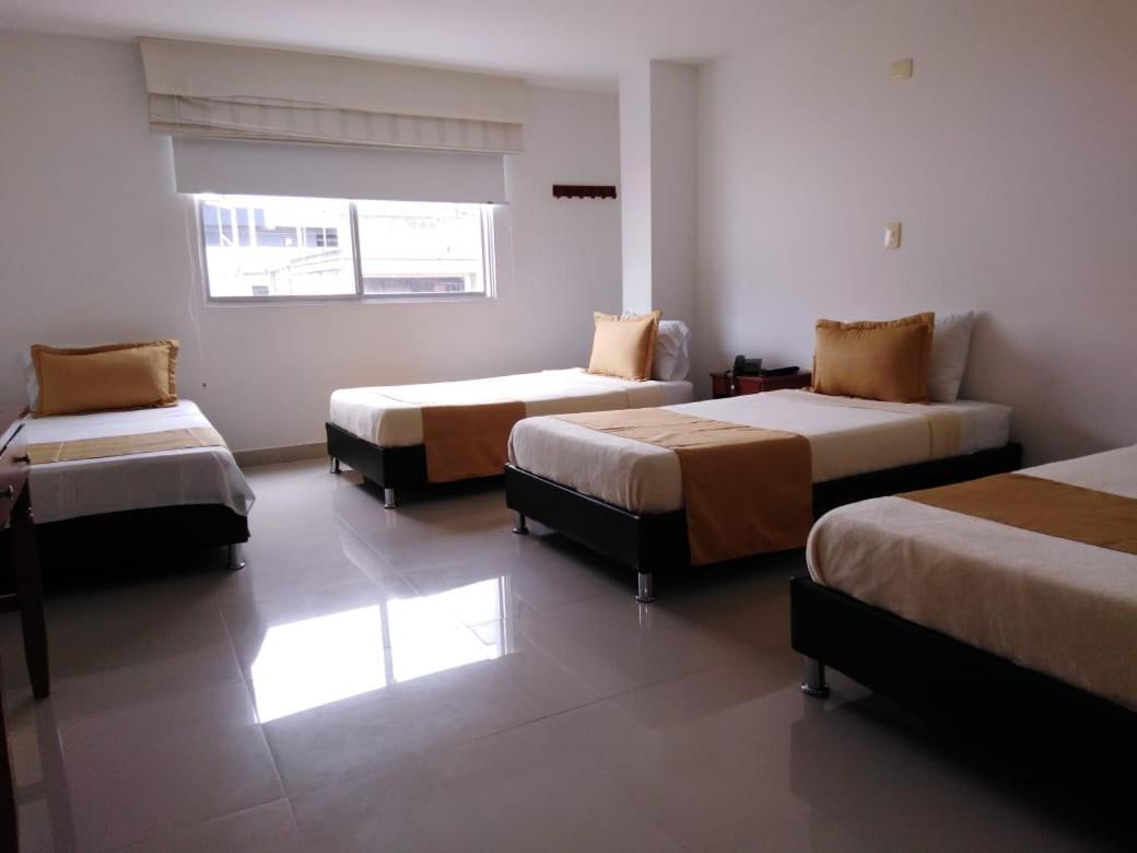 בוקארמנגה Hotel Andino מראה חיצוני תמונה
